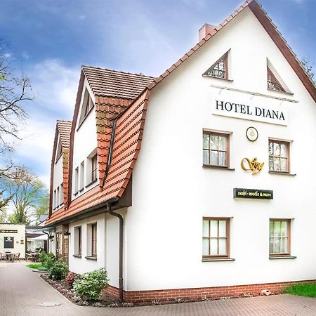 Hotel Diana Schonwalde-Glien Exteriör bild