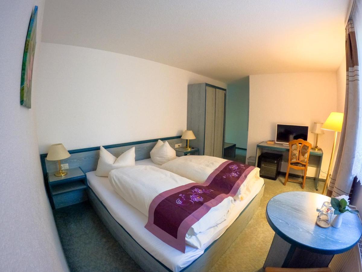 Hotel Diana Schonwalde-Glien Exteriör bild