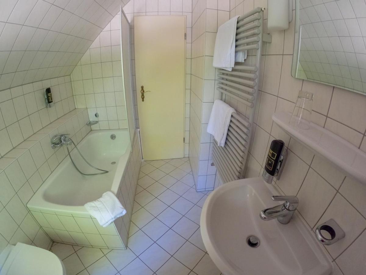 Hotel Diana Schonwalde-Glien Exteriör bild