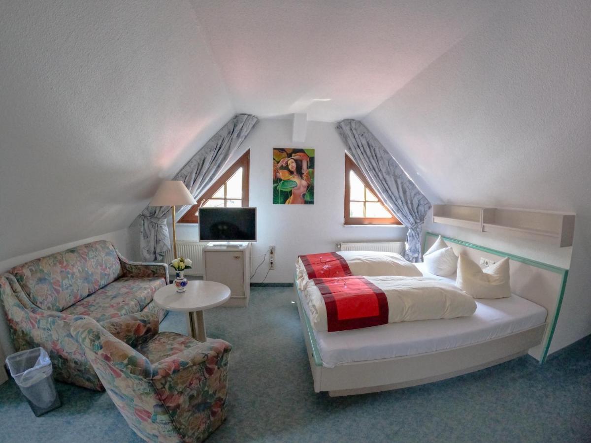 Hotel Diana Schonwalde-Glien Exteriör bild